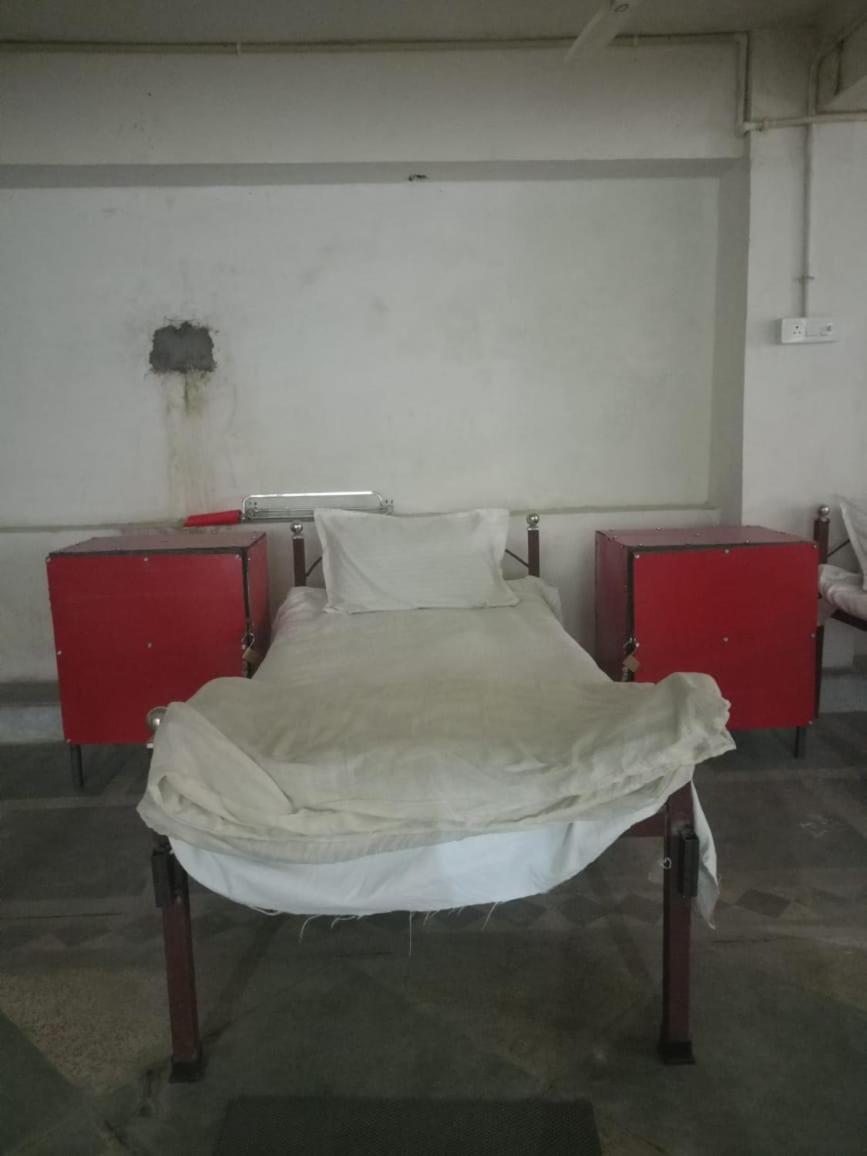 Blue Stone Dormitory Bhopal Esterno foto